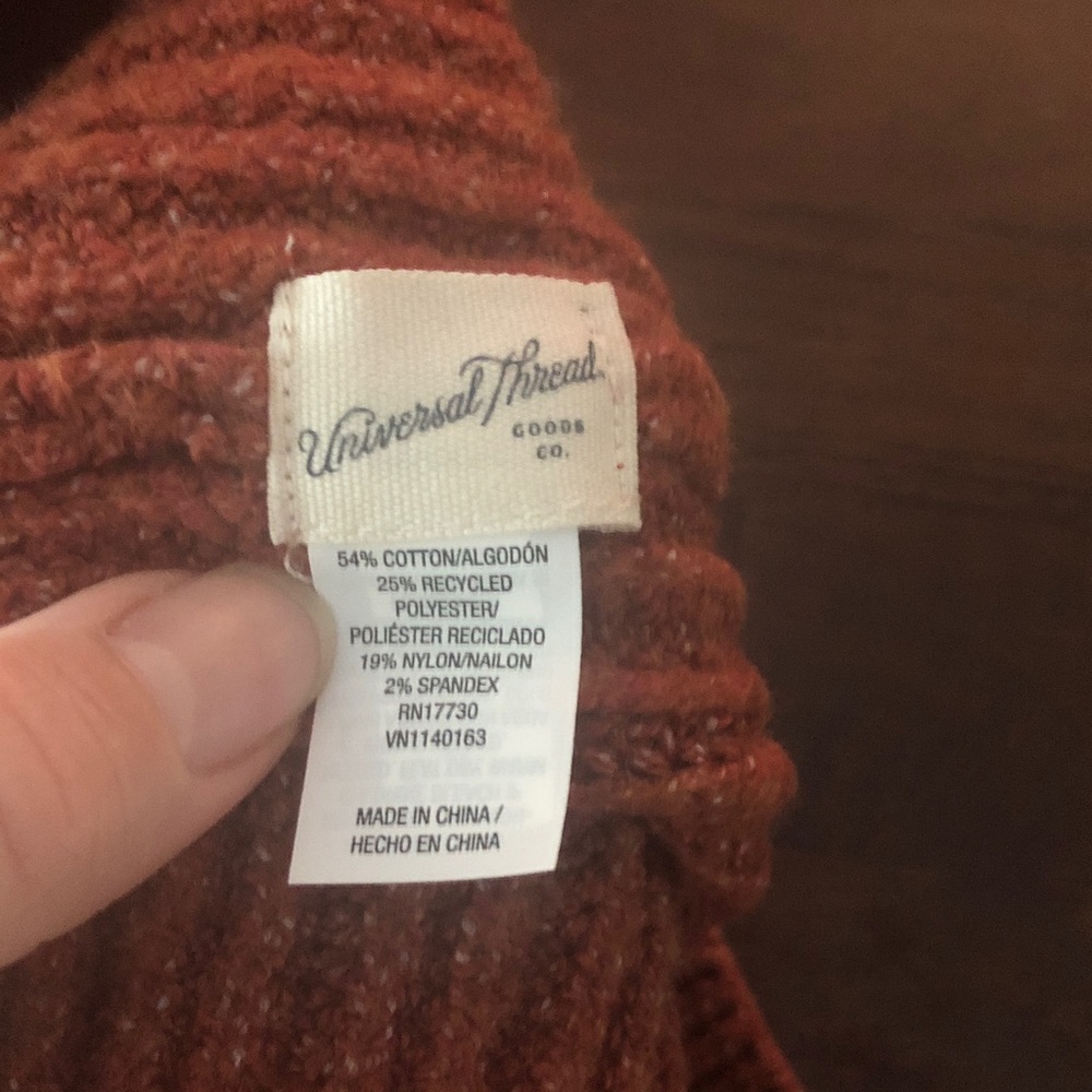 đ„€ Universal Thread Ribbed Neck Wrap - Picture 4 of 5